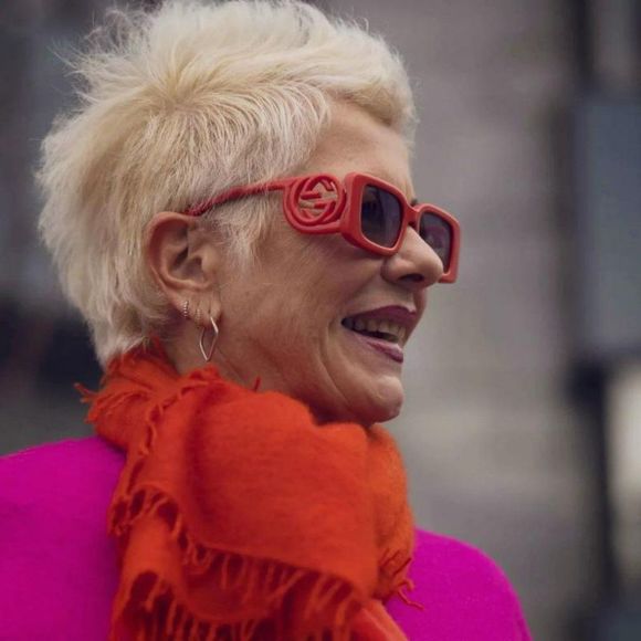 Gucci GG1325S 005 Sunglasses Red Brown Gradient Rectangle Women - Picture 4 of 16